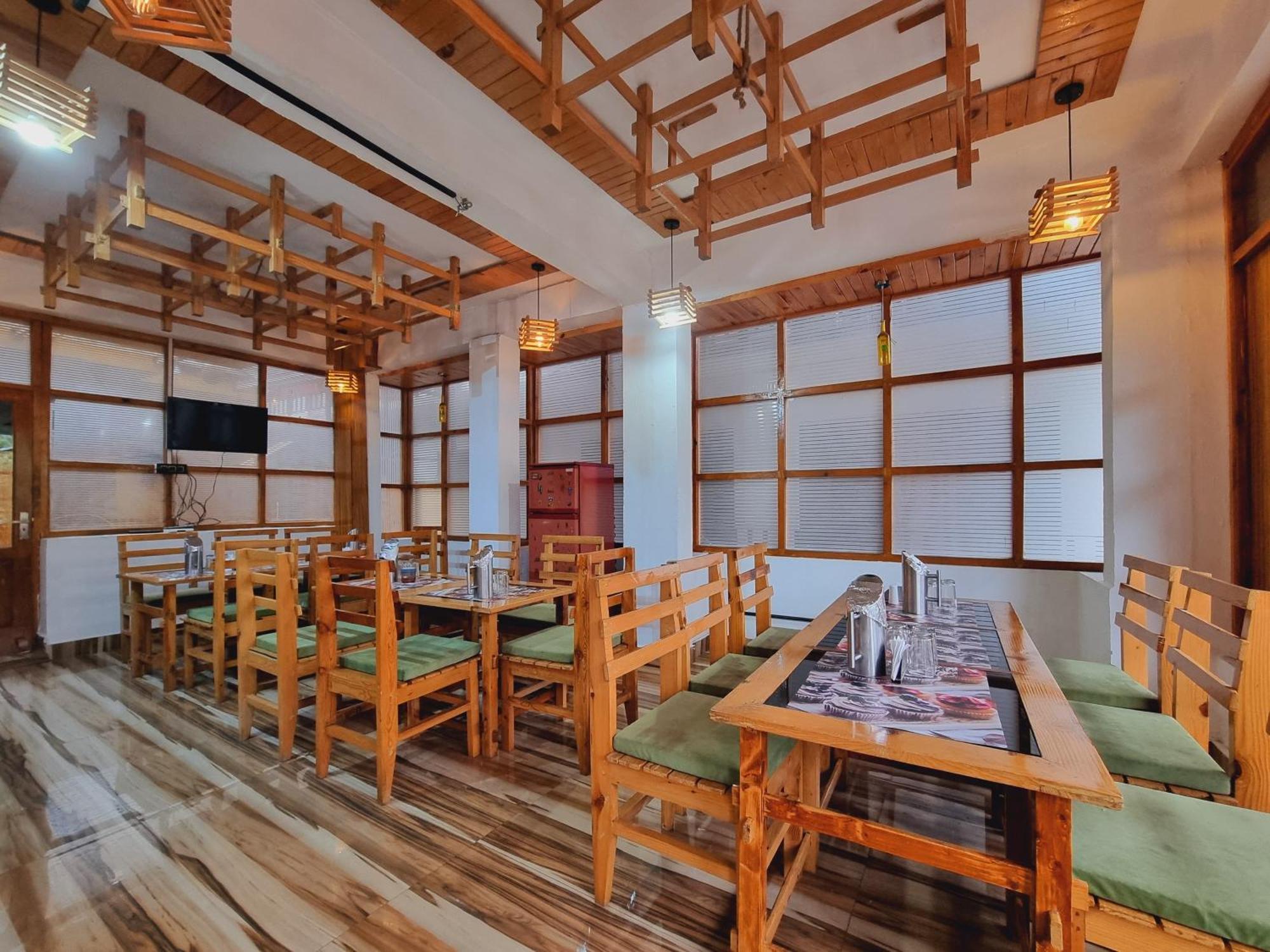 Wow Hotels Green View 戴尔豪斯 外观 照片