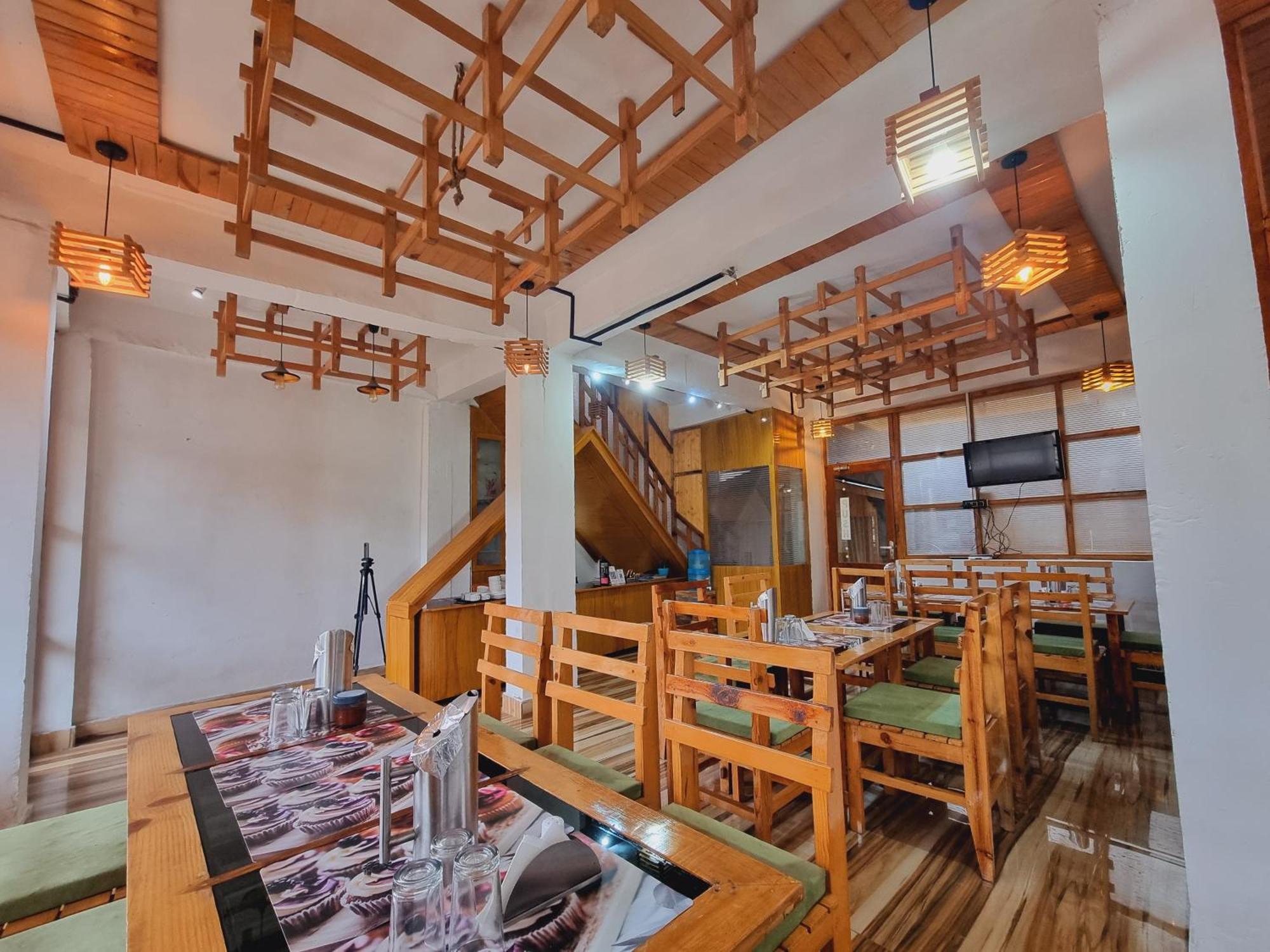 Wow Hotels Green View 戴尔豪斯 外观 照片